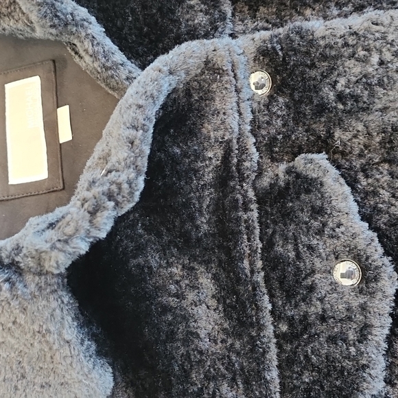 MICHAEL MICHAEL KORS Women's Fleece Shacket size medium color black - Picture 4 of 7